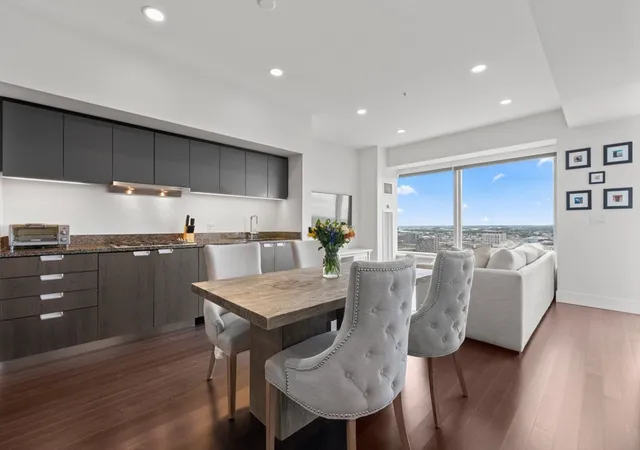 Listing Photo 1 - Condo for sale in W Boston Hotel and Residences located at 110 Stuart St, Boston, MA 02116 - Unit #26J