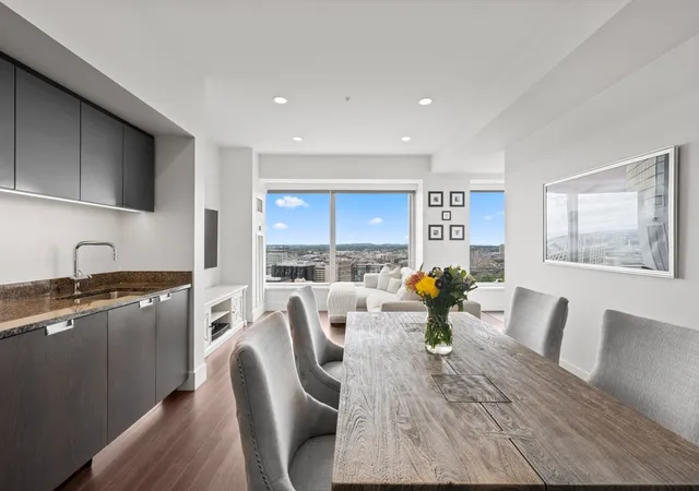 Listing Photo 2 - Condo for sale in W Boston Hotel and Residences located at 110 Stuart St, Boston, MA 02116 - Unit #26J