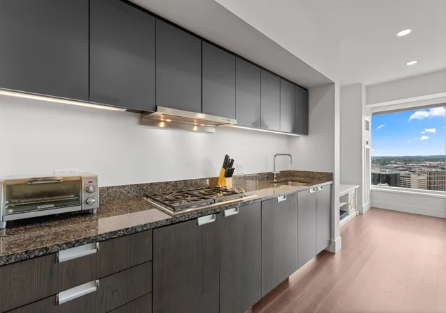 Listing Photo 4 - Condo for sale in W Boston Hotel and Residences located at 110 Stuart St, Boston, MA 02116 - Unit #26J