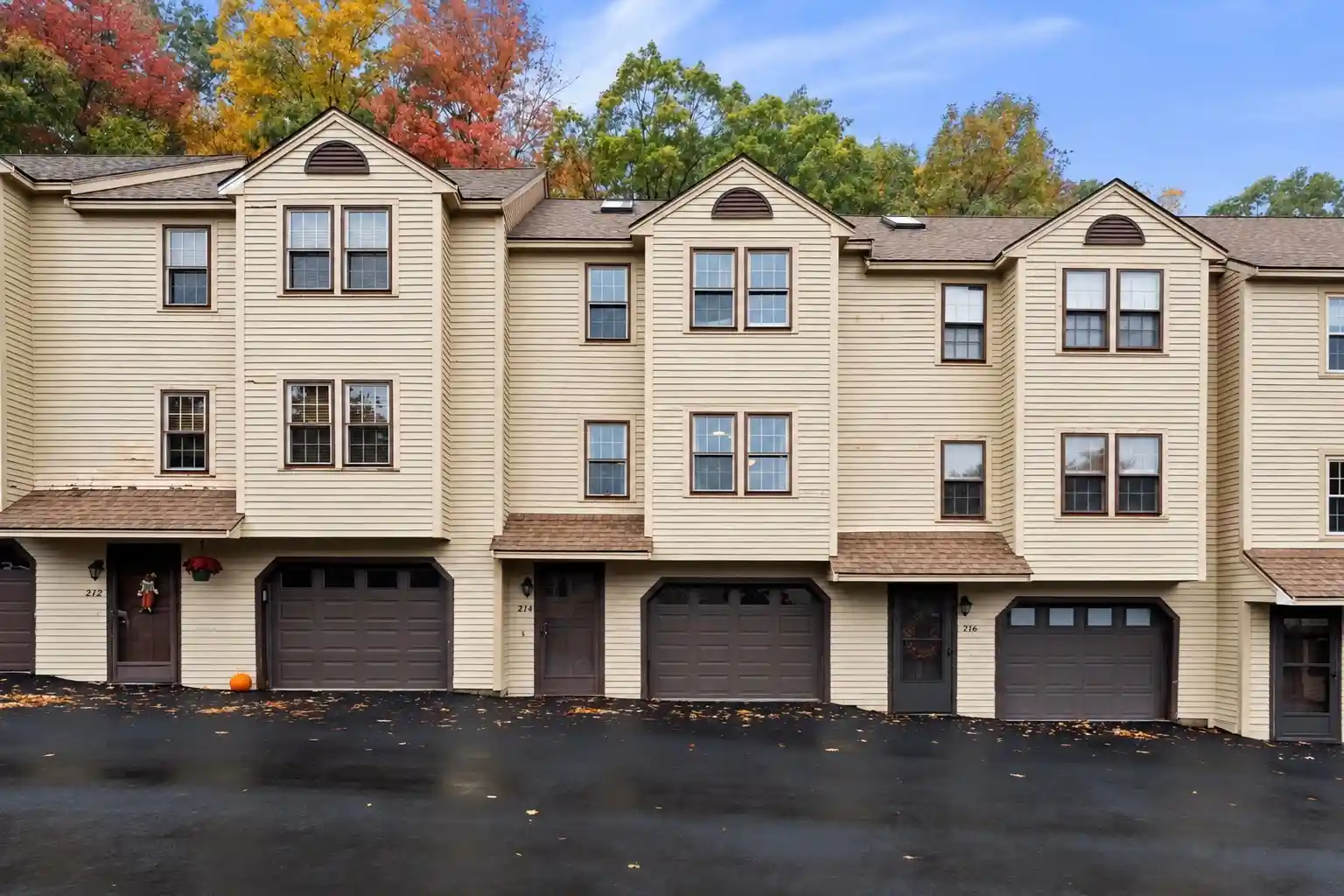 Condo for sale at 214 Morgan Dr #214, Haverhill, MA 01832 | MLS# 73592819