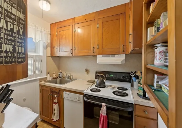 Photo 4 of House for sale at 42 Stafford St, Plymouth, MA 02360 | MLS# 73500417 | Listing updated on 2026-07-11