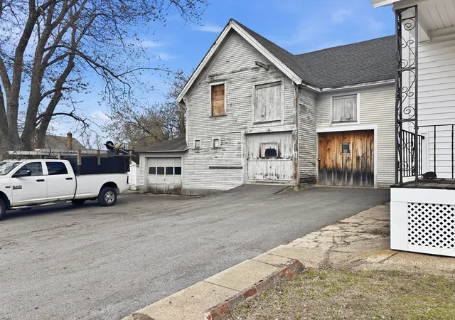 20th image of 808 Grove St, Manchester, NH 03103 | MLS# 73517597