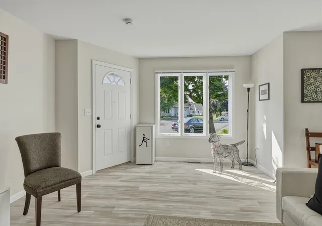 2nd image of 505 Alvord Pl #505, South Hadley, MA 01075 | MLS# 73553968