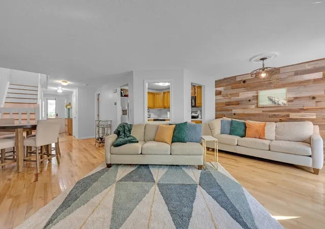 Homes for sale in Oxford, MA | 8 Woodcrest Dr #8, Oxford, MA 01537 | MLS# 73547441