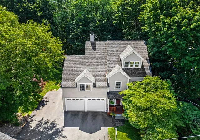 Photo 3 of Sale Pending at 11 Woodbury Ct, Salem, MA 01970 | MLS# 73550473 | Listing updated on 2026-08-05