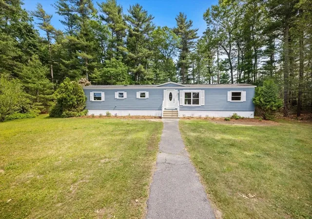1st image of 18 Foxtail Dr, Kingston, MA 02364 | MLS# 73534817
