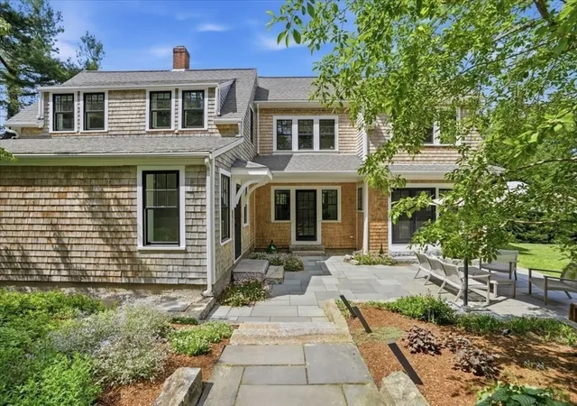 Photo 1 of Sale Pending at 879 Tremont St, Duxbury, MA 02332 | MLS# 73533195 | Listing updated on 2026-07-29