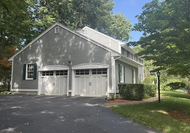 3rd image of 8 Tattan Farm Rd, Worcester, MA 01605 | MLS# 73560256