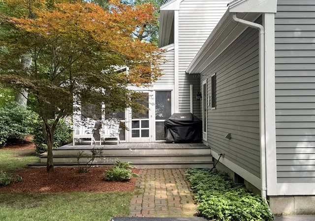 4th image of 8 Tattan Farm Rd, Worcester, MA 01605 | MLS# 73560256