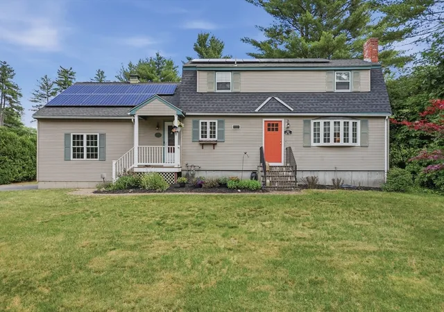 Homes for sale in Townsend, MA | 105 Main Street, Townsend, MA 01469 | MLS# 73538163