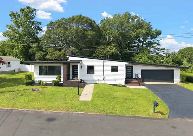 1st image of 21 Hilltop Rd, Dartmouth, MA 02747 | MLS# 73567588