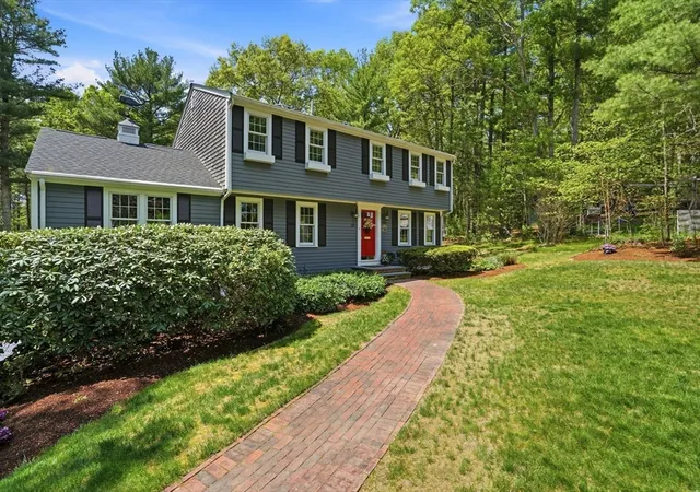 2nd image of 23 Carolina Trl, Marshfield, MA 02050 | MLS# 73523221