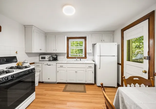 Photo 4 of Sale Pending at 244 Beech Ave, Melrose, MA 02176 | MLS# 73568539 | Listing updated on 2026-09-29
