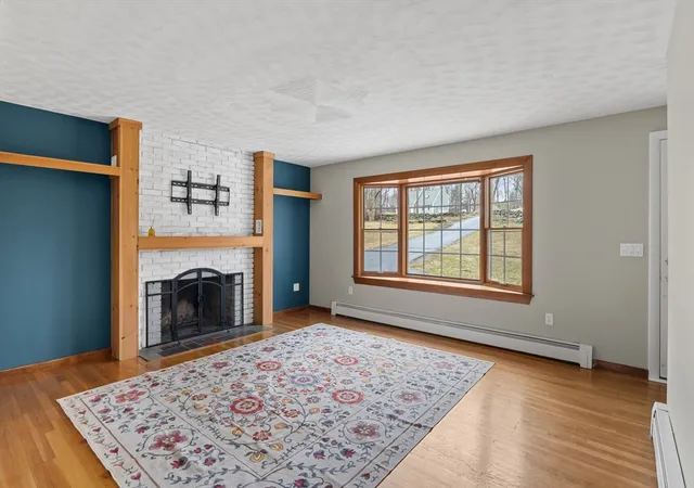5th image of 491 Grafton St, Shrewsbury, MA 01545 | MLS# 73493626