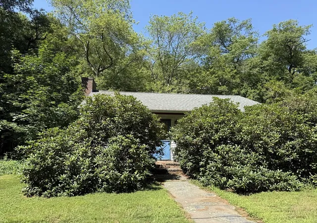 Photo 1 of Single family home for sale at 1 Red Gate Rd, Essex, MA 01929 | MLS# 73558350 | Listing updated on 2026-09-19