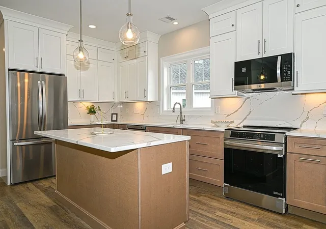 5th image of 12 Meadowview Lane #B, Salisbury, MA 01952 | MLS# 73563181