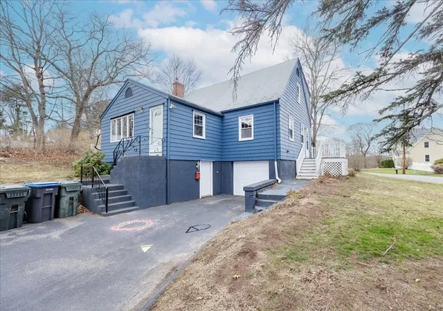2nd image of 52 Albemarle Ave, Lexington, MA 02420 | MLS# 73498329