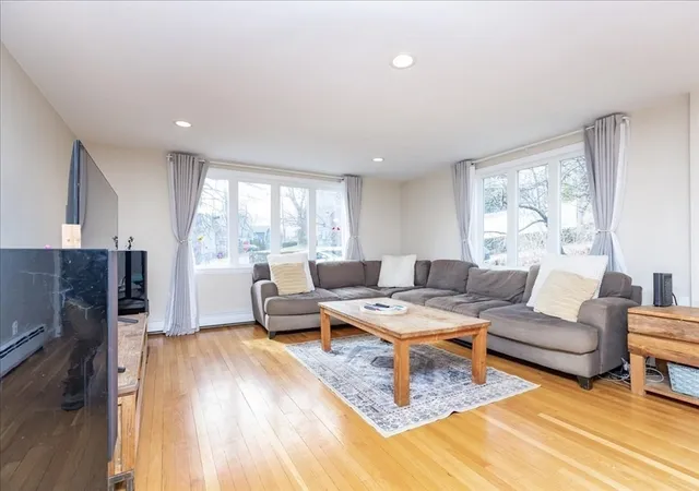 3rd image of 52 Albemarle Ave, Lexington, MA 02420 | MLS# 73498329