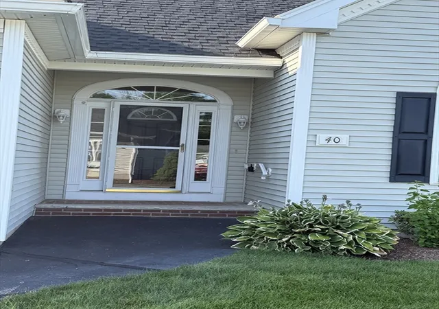 Photo 2 of Condo for sale at 40 Holly Ln #40, Dracut, MA 01826 | MLS# 73552117 | Listing updated on 2026-08-19