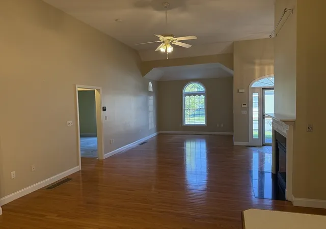 Photo 4 of Condo for sale at 40 Holly Ln #40, Dracut, MA 01826 | MLS# 73552117 | Listing updated on 2026-08-19
