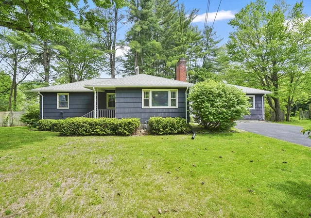 Homes for sale in Northampton, MA | 71 Leonard St, Northampton, MA 01053 | MLS# 73528610