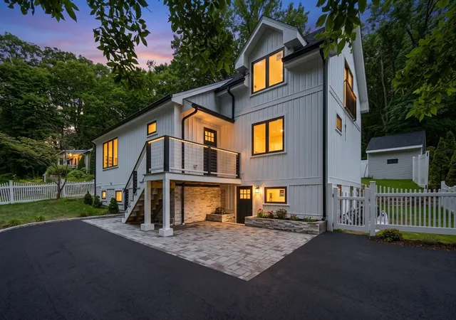 Homes for sale in Hopkinton, MA | 6 Amherst Rd, Hopkinton, MA 01748 | MLS# 73542759