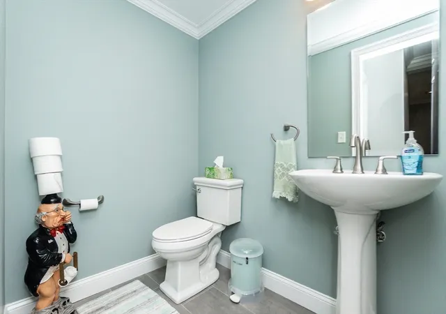 image of 41 Clarks Hl Cir, Framingham, MA 01702