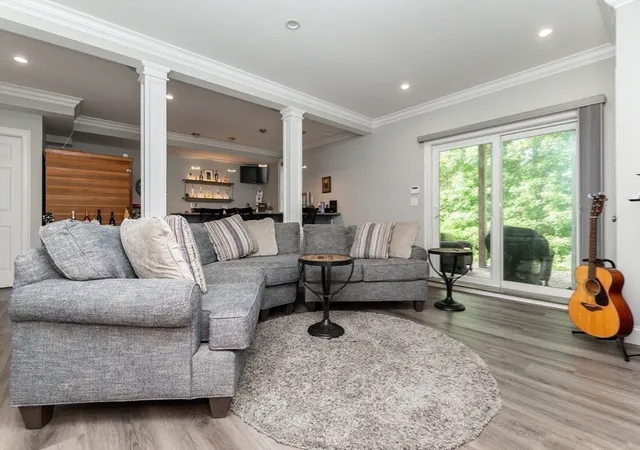 image of 41 Clarks Hl Cir, Framingham, MA 01702