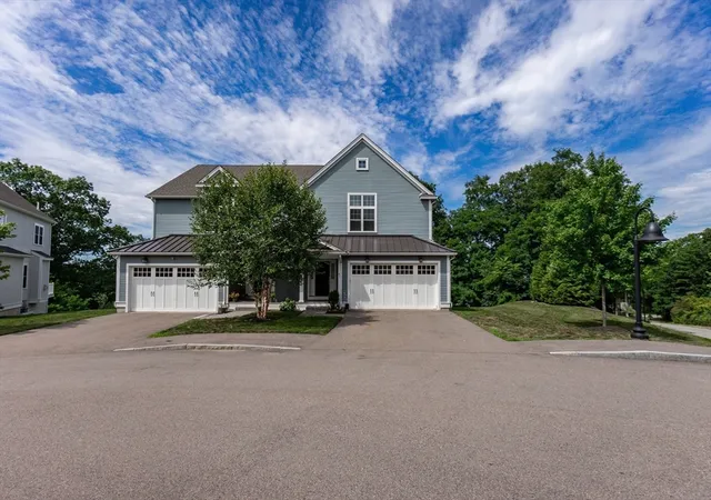 4th image of 41 Clarks Hill Circle #41, Framingham, MA 01702 | MLS# 73564917