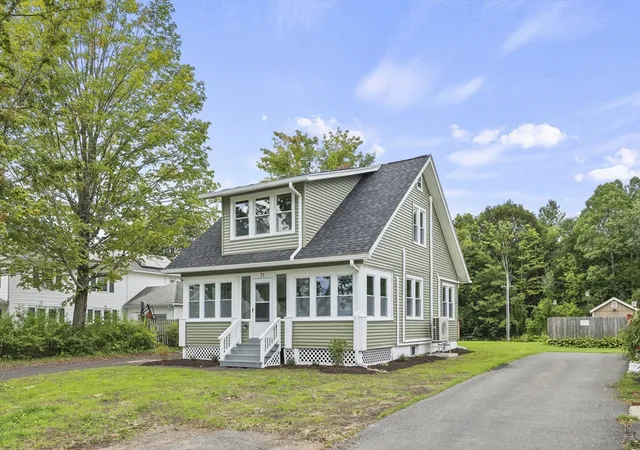 Photo 2 of Sale Pending at 71 Essex St, Pittsfield, MA 01201 | MLS# 73569982 | Listing updated on 2026-09-01