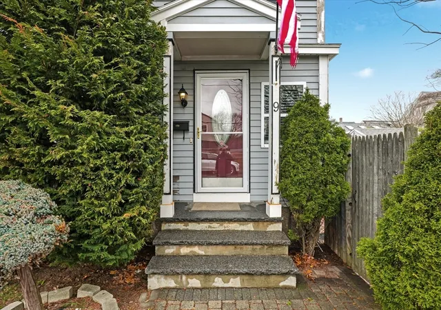 3rd image of 9 Saunders Road, Lynn, MA 01904 | MLS# 73516719