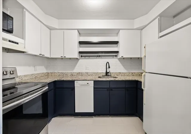 2nd image of 30 Old Forge Rd #30, Bridgewater, MA 02324 | MLS# 73562148