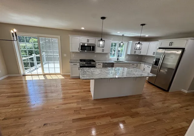 5th image of 58 Homestead Ave, Indian Orchard, MA 01151 | MLS# 73558543