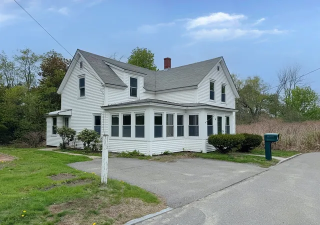 2nd image of 58 Emerald St, Winchendon, MA 01475 | MLS# 73567741