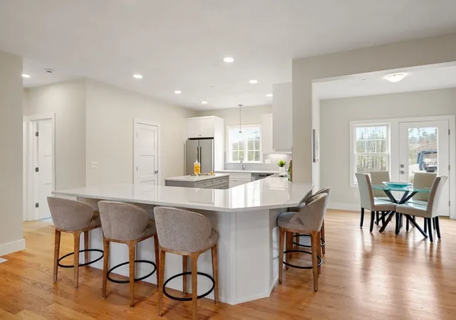 4th image of 73 Driftwood #28, Sandown, NH 03873 | MLS# 73559315