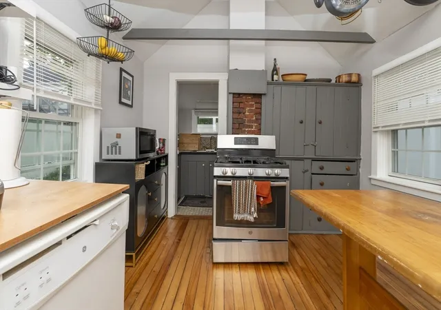 Photo 4 of Sale Pending at 6 Spring St, Amesbury, MA 01913 | MLS# 73553913 | Listing updated on 2026-09-05