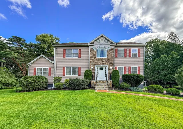 2nd image of 52 Phelps St, Marlborough, MA 01752 | MLS# 73568214
