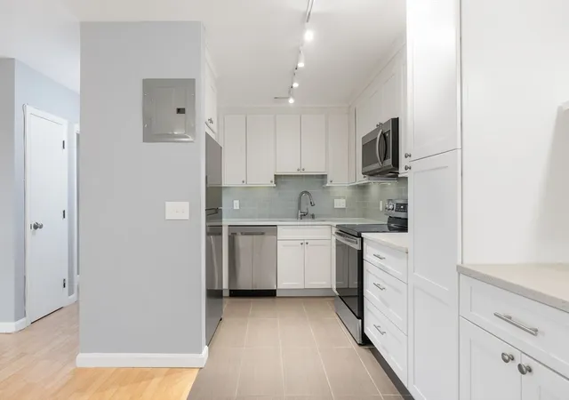 4th image of 164 Galen St #74, Watertown, MA 02472 | MLS# 73551422