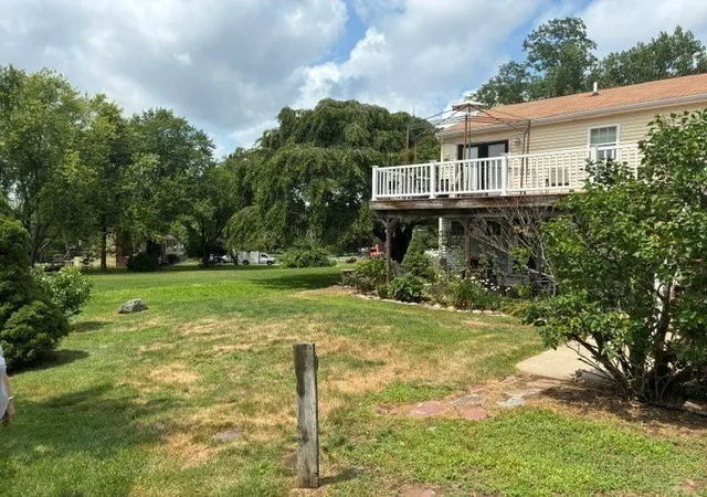 27th image of 560 Allen Ave, North Attleboro, MA 02760 | MLS# 73546447