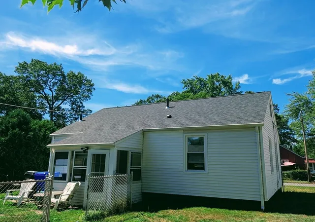 Photo 2 of Single Family Residence at 61 Russell St, Springfield, MA 01104 | MLS# 73420568 | | Sold on 2025-10-15