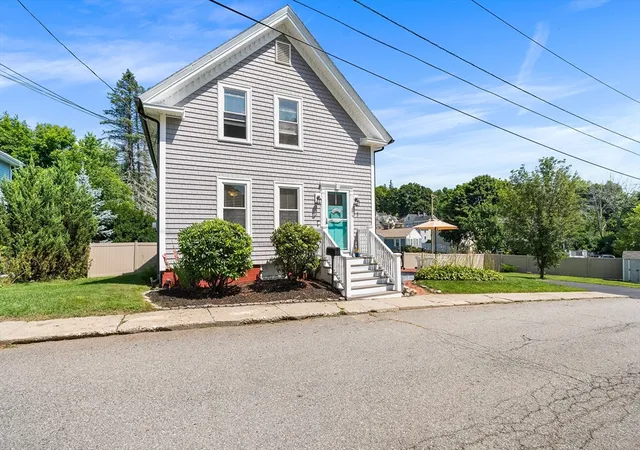 1st image of 1 Lake Ave, Amesbury, MA 01913 | MLS# 73559299