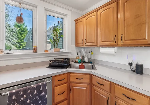 3rd image of 1 Lake Ave, Amesbury, MA 01913 | MLS# 73559299