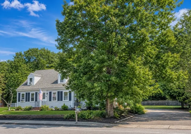 3rd image of 300 Pratt Street, Mansfield, MA 02048 | MLS# 73554371