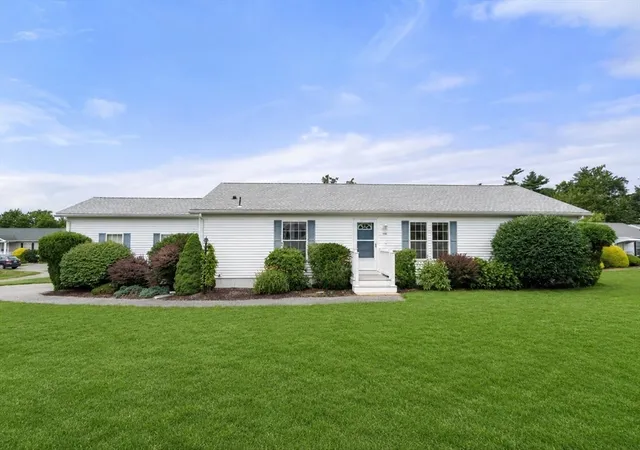 2nd image of 6406 Oak Point, Middleboro, MA 02346 | MLS# 73554455