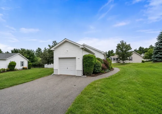3rd image of 6406 Oak Point, Middleboro, MA 02346 | MLS# 73554455