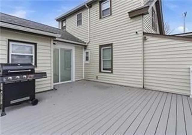 29th image of 415 Kenyon Ave, Pawtucket, RI 02861 | MLS# 73551446