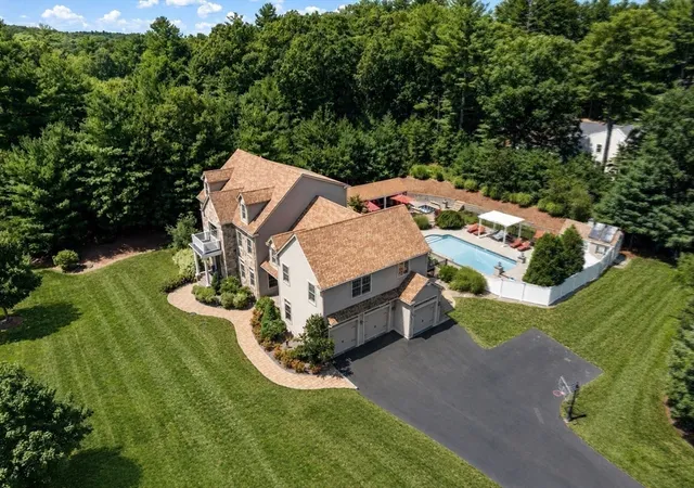 42nd image of 50 Opal Circle, Franklin, MA 02038 | MLS# 73561595