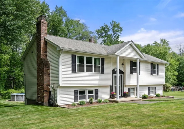 Homes for sale in West Springfield, MA | 42 Allison Lane, West Springfield, MA 01089 | MLS# 73529983