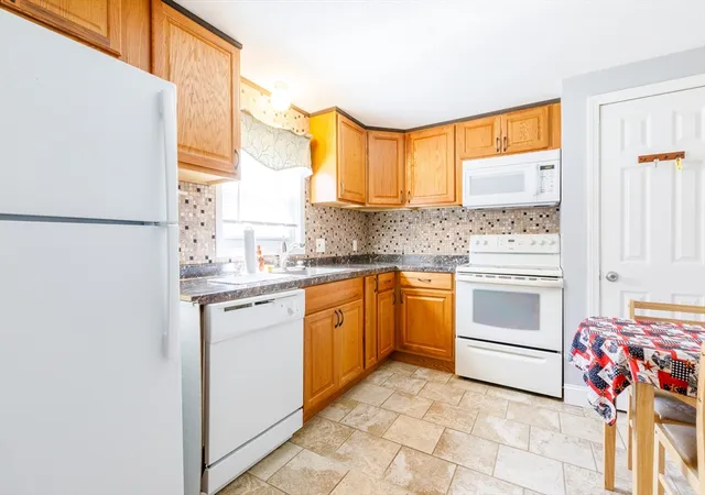 Homes for sale in Dudley, MA | 11 Wysocki Dr #36, Dudley, MA 01571 | MLS# 73538079