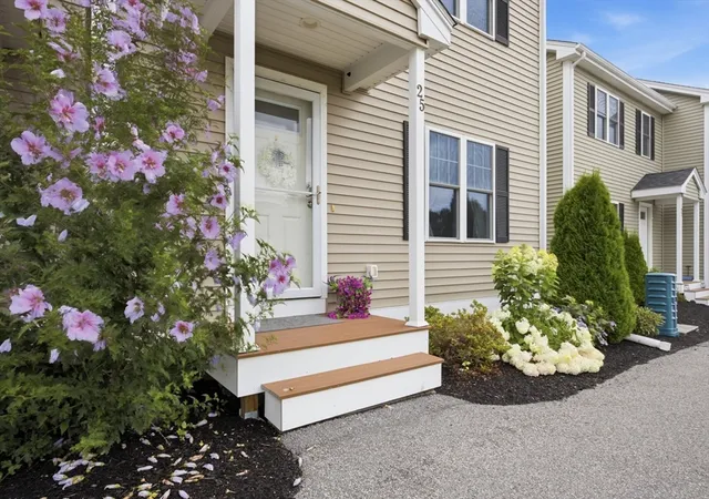 image of 25 Riverside Dr #25, Lakeville, MA 02347 | MLS# 73556346